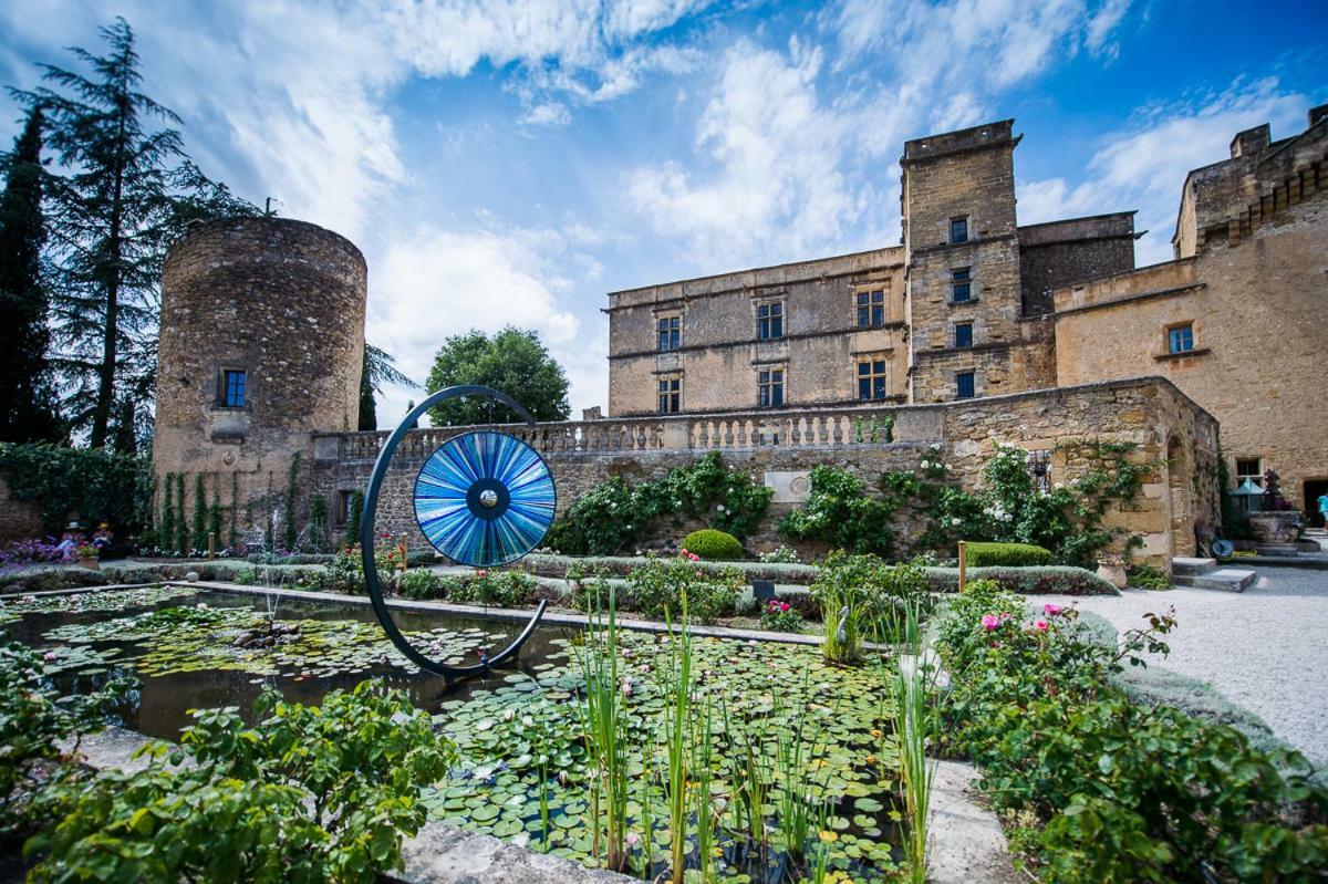 Camping Les Hautes Prairies Lourmarin Bagian luar foto